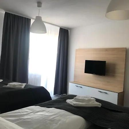 Appartement Mymara 8 *