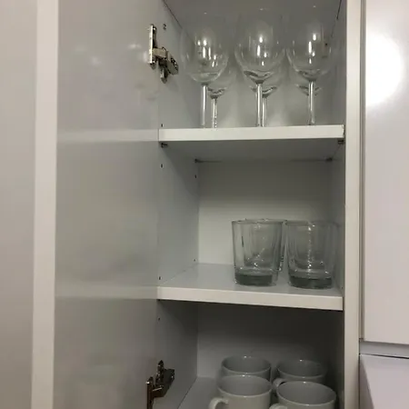 Apartament Mymara 8 *