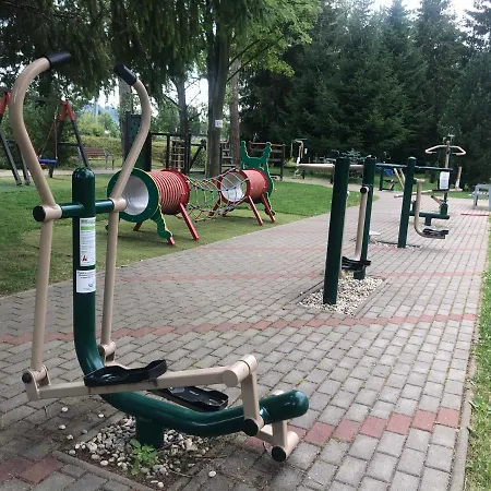 Mymara 8 アパート Bešeňová